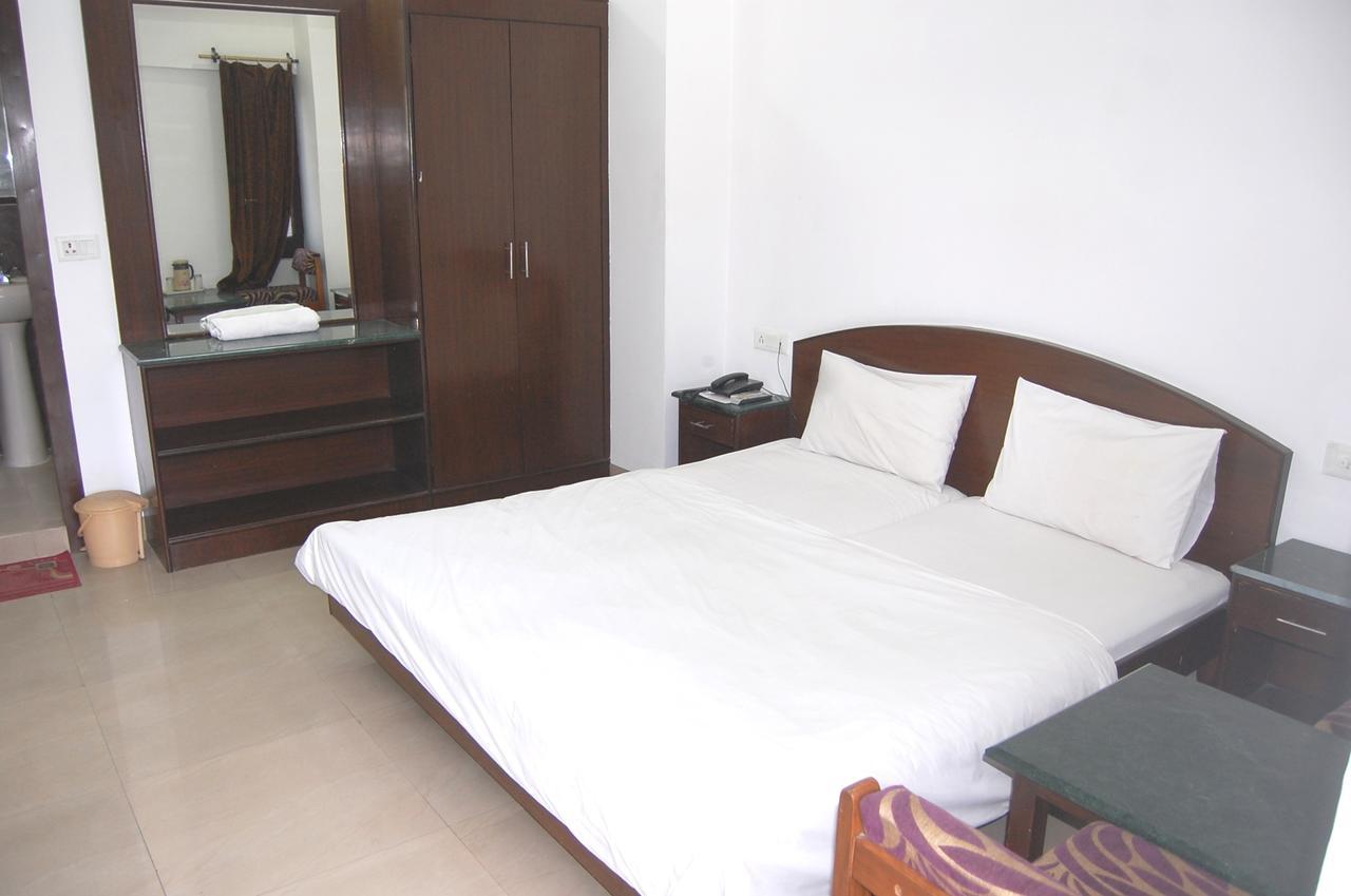 Oyo Flagship 40314 Hotel Victoria International Amritsar Buitenkant foto