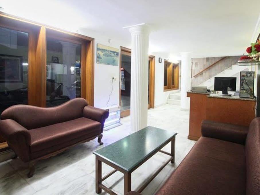 Oyo Flagship 40314 Hotel Victoria International Amritsar Buitenkant foto